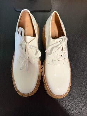 Madden Girl white Patent Lace-Up Lug Shoes